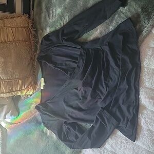 Stretch vneck long sleeve wrap top